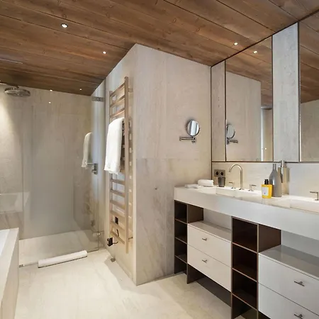 Luxueux Au Centre De 1850 Avec Acces Et Navette - Fr-1-830-9 Apartamento Courchevel